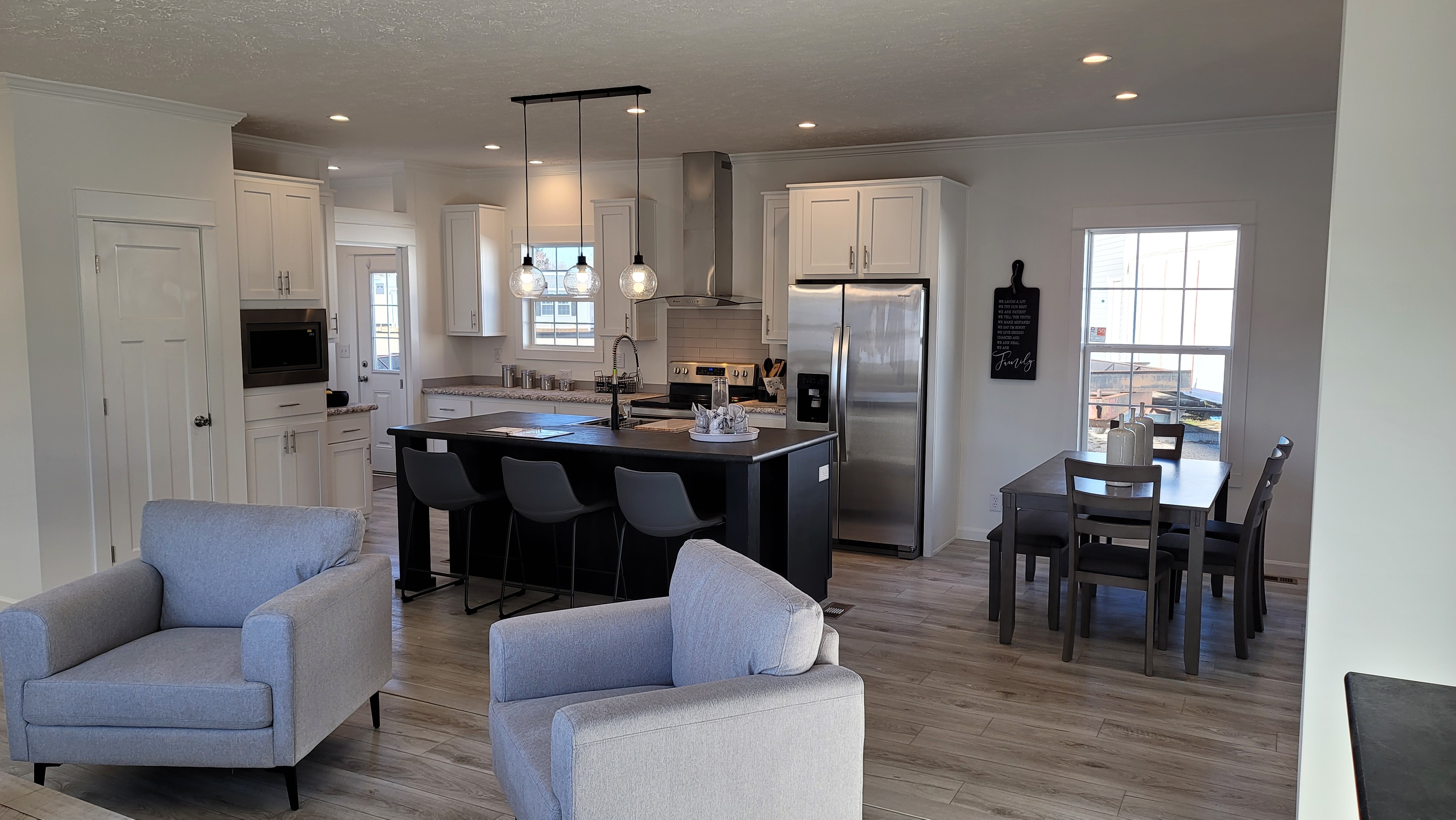 How Energy-Efficient Modular Homes Help Lower Utility Bills With Smart Energy-Saving Features